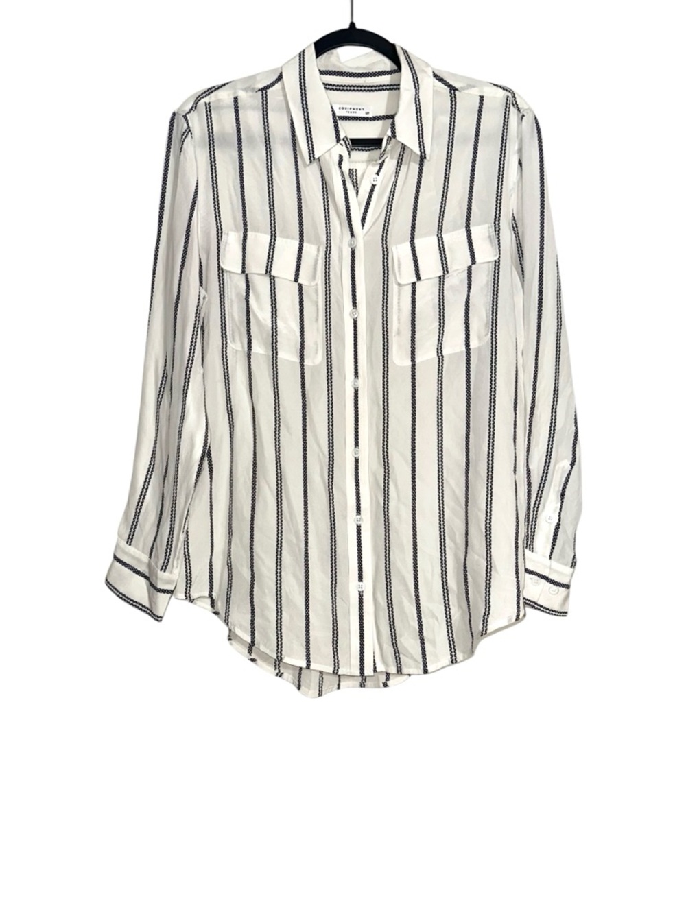 Equipment Femme Silk White Black Striped Button-Down Long Sleeve Shirt SMALL